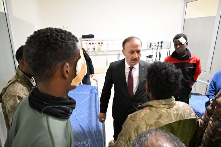 <p>Olay, saat 22.30 sıralarında Isparta General İhsan Alper Kışlası’nda meydana geldi. Edinilen bilgilere göre kışlada eğitim gören Somali uyruklu askerlerin kendi aralarında yaptıkları futbol maçı sonrası tartışma çıktı.</p>

<p> </p>
