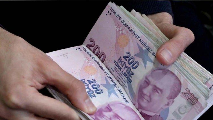<p><strong>ING BANK</strong></p>
<p> </p>
<p>SGK (SSK, Bağ-Kur ve Emekli Sandığı) emekli maaşını ING'ye taşıyarak maaş tutarınıza göre ek koşulsuz 15.000 TL'ye varan nakit promosyon kazanabilirsiniz. Ayrıca Otomatik Fatura Talimatı'nıza 3.000 TL'ye varan ve Turuncu Hesap Kampanyası ile 2.000 TL ek nakit promosyonlardan yararlanarak toplamda 20.000 TL'ye varan nakit promosyon kazanabilirsiniz.</p>