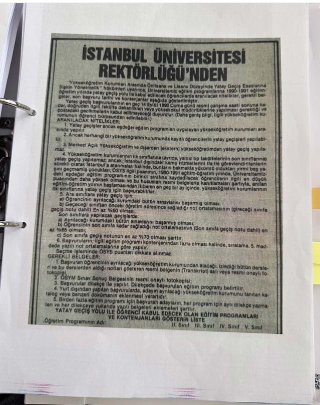 <p><strong><span style="color:#A52A2A">​</span></strong><span style="color:#A52A2A"><strong>SINAVSIZ KAYIT 'ŞÜPHELİ İŞLEM'</strong></span><br />
<br />
İddiaya göre; İmamoğlu, 1987'de Kıbrıs Doğu Akdeniz Üniversitesi İnşaat Mühendisliği Bölümü'ne sınavsız kayıt yaptırdı. Yılsonu gelmeden 1985'te kurulan Girne Amerikan Üniversitesi İşletme Bölümü'ne geçti. <br />
 <br />
İki yıl eğitim gördü. Sınavsız girdiği okulu, yatay geçiş yapılabilecek bir üniversite olmamasına rağmen 1990'da İstanbul Üniversitesi İşletme Fakültesi İngilizce İşletme Bölümü'ne yatay geçiş yaptı. Üstelik bu işlemle ilgili ÖSYM'de herhangi bir kayıt yok. İÜ'nün 1990 tarihli ek kontenjanla öğrenci alım şartlarını gösteren ilanı da İmamoğlu'nun söz konusu geçişinin usulsüzlüğünü belgeliyor.</p>

<p> </p>
