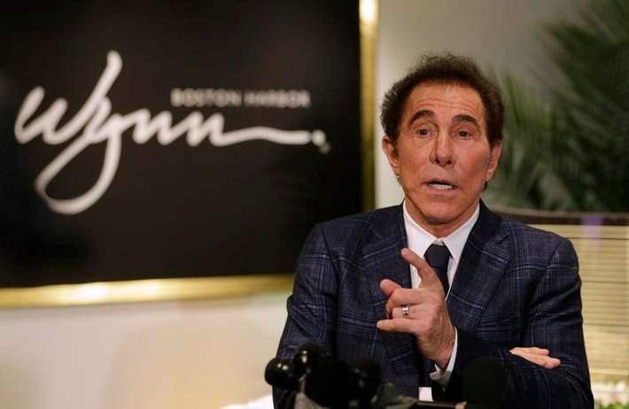 <p><strong><span style="color:#B22222">STEVE WYNN</span>  |  Sanayici - İş insanı</strong></p>

<p> </p>

<p>Amerikalı işadamı Steve Wynn, belki de en iyi Mirage, Bellagio, Treasure Island ve Wynn Las Vegas gibi Las Vegas şeridindeki en ünlü kumarhanelerden bazılarını oluşturmasıyla tanınıyordu.</p>
