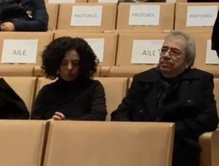 <p>Osman Sınav, kariyeri boyunca <strong>“Süper Baba”, “Deli Yürek”, “Ekmek Teknesi”, “Kurtlar Vadisi”, “Sakarya Fırat” </strong>ve<strong> “Sen Anlat Karadeniz”</strong> gibi çok sayıda unutulmaz projeye imza atmıştı.</p>
<p> </p>