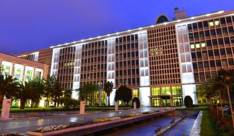 <p><span style="color:#B22222"><strong>3) İSTANBUL BÜYÜKŞEHİR BELEDİYESİ </strong></span><strong> | CHP</strong></p>