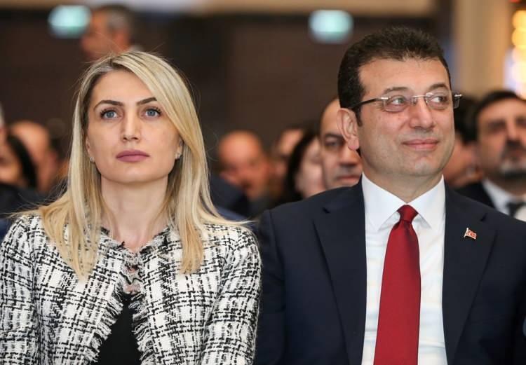 <p>Ongun kendisine okunan gizli tanık ifadesinin gerçeği yansıtmadığını söyleyerek, <strong>“İstanbul Vakfı ya da başkanımızın eşi Dilek hanımın adının ilk kez reklam işine karıştırıldığını üzülerek duydum. Bilgim ve görgüm dahilinde hiç böyle bir şey yoktur”</strong> dedi.</p>
