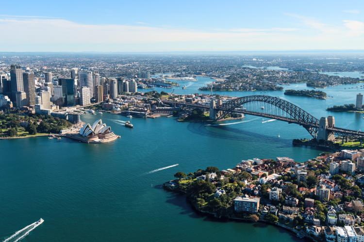 <p><strong><span style="color:#B22222">16) SYDNEY</span> | AVUSTRALYA</strong></p>