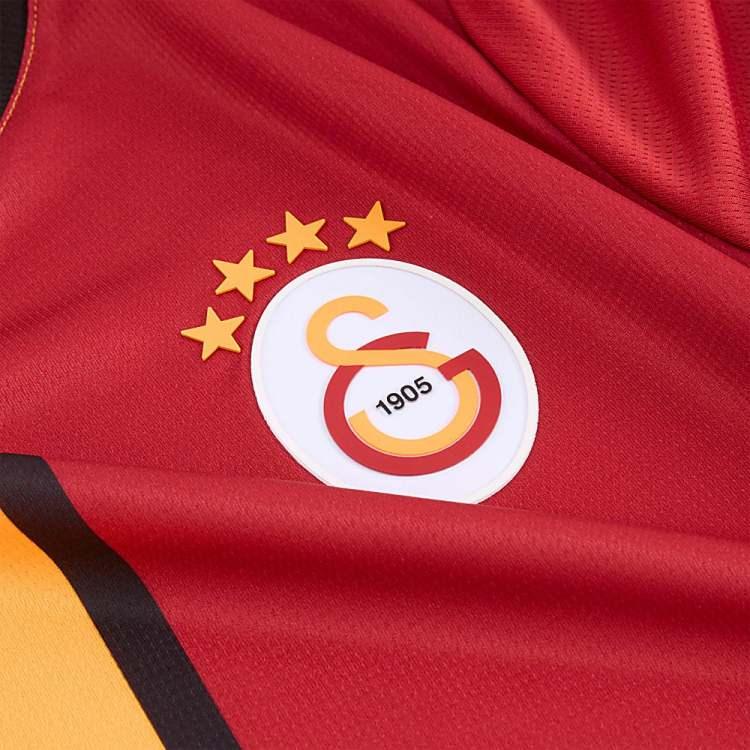 <p>2036/37 sezonu şampiyonu GALATASARAY</p>