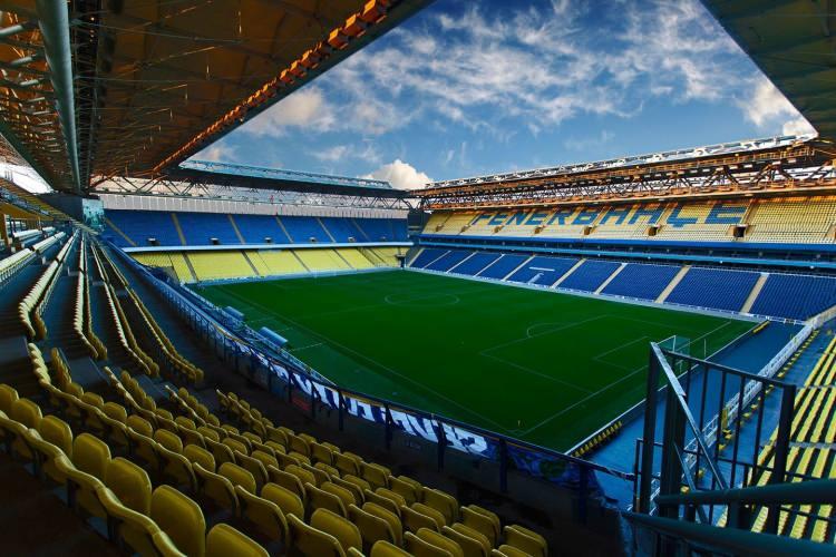 <p>2028/29 sezonu şampiyonu FENERBAHÇE</p>