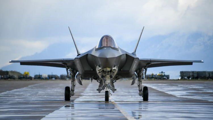 <p>Sonuç olarak, ABD Başkanı olarak ilk döneminizde ABD, CAATSA aracılığıyla Türkiye'ye yaptırımlar uygulamış ve F-35 programına katılımını sonlandırmıştır.</p>

