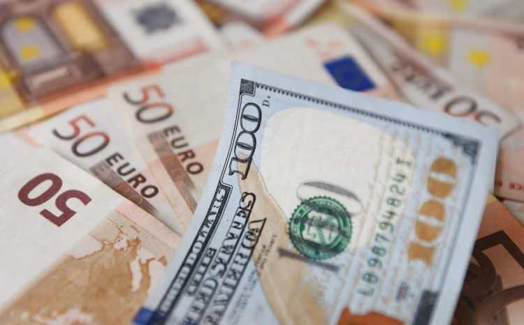 <p><strong>1.900 DOLAR</strong></p>