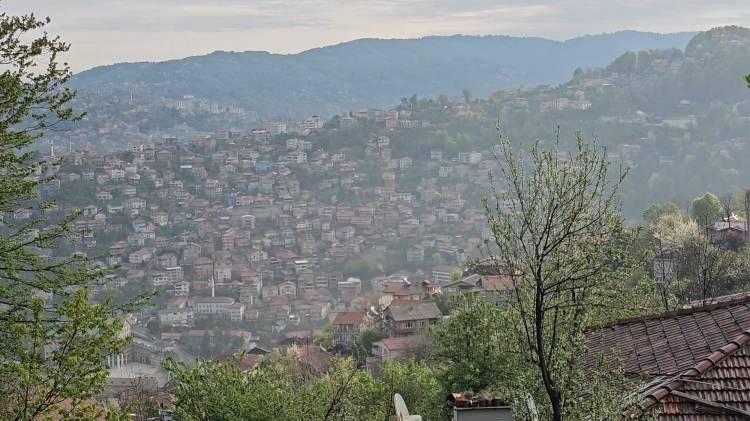<p>Zonguldak'ta bayram namazı sonrası silah sesleri yükseldi.</p>

<p> </p>
