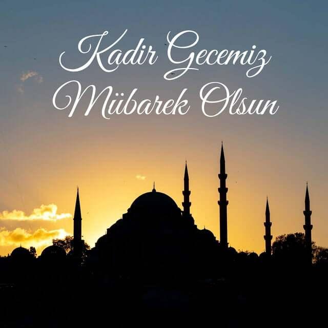 <p><strong>- Kadir Gecesi</strong>, dargınlıkların ve kırgınlıkların unutulduğu, sevginin, saygının ve hoşgörünün hayatımızdaki birleştirici yönünün daha fazla öne çıktığı özel günlerdir. <strong>Kadir Geceniz mübarek olsun.</strong></p>
