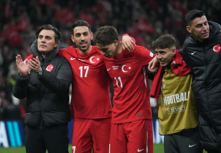 <p>2-Milli Takımı ilk kez, yabancı bir hoca olarak büyük bir turnuvaya götürdü.</p>