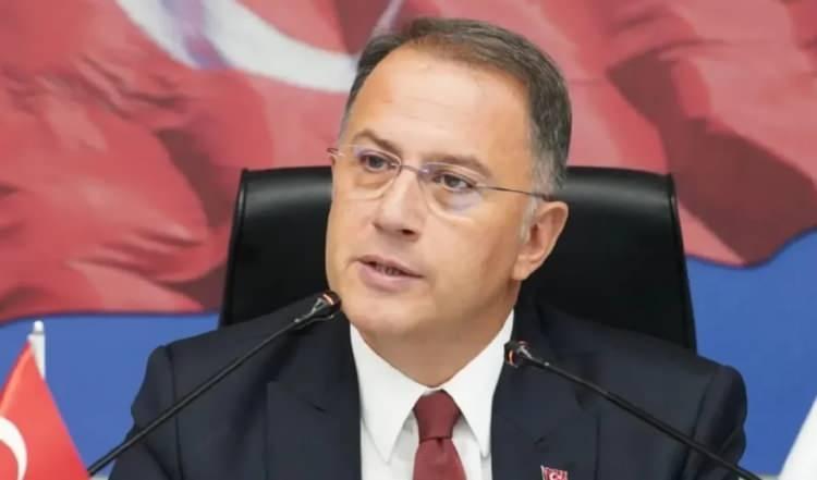 <p>Örgüt Üyesi-Beylikdüzü Belediye Başkanı Mehmet Murat Çalık</p>

