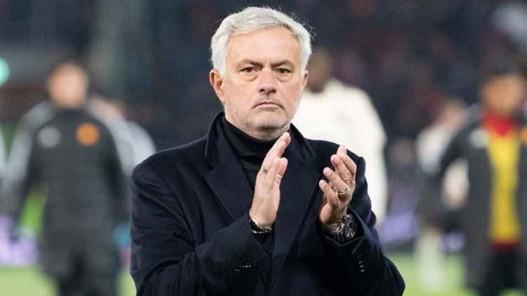 <p>* Jose Mourinho - 16.00</p>