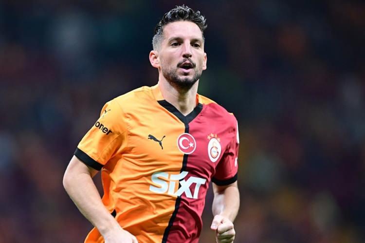 <p>* Dries Mertens | 37 yaş | Galatasaray<br />
<br />
* 1.5 Milyon Euro</p>
