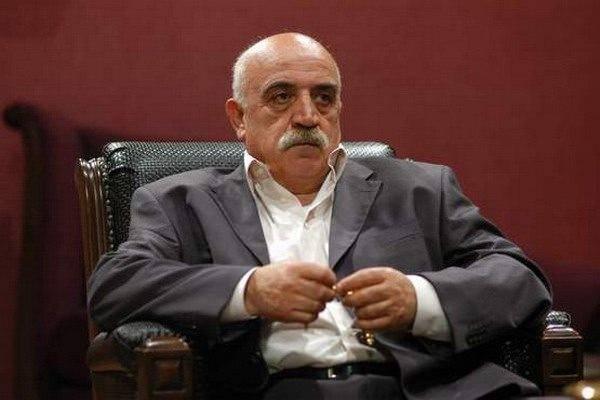 <p><span style="color:inherit">Halo Dayı</span></p>

<p>&nbsp;</p>
