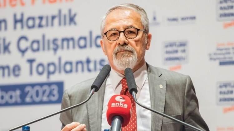 <p><strong><em><span style="color:rgb(178, 34, 34)">Aynen kumbara gibi. Tam fayın sürtünme yaptığı yerlerde gittikçe orada daha fazla birikir, deprem üretir. Kuzey Anadolu Fayı ile Doğu Anadolu Fayı da zamanı gelince deprem üretir. Bunu asla engelleyemezsiniz."</span></em></strong></p>
<p> </p>