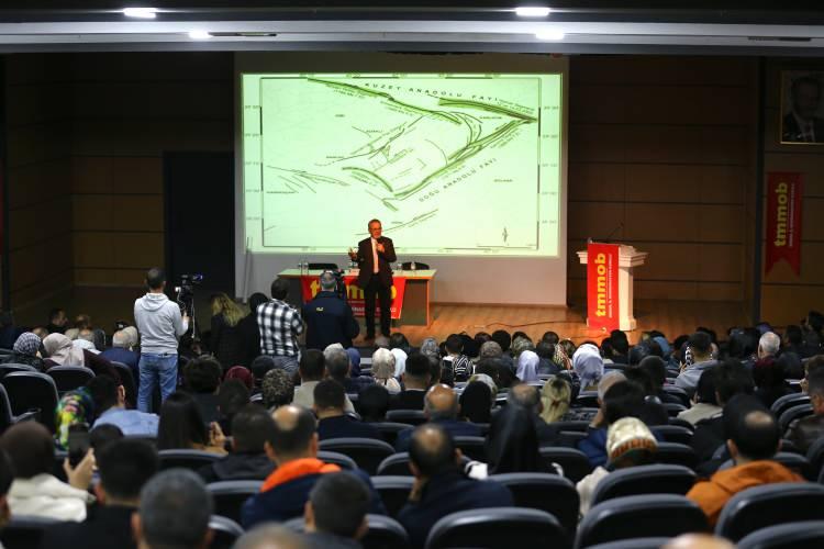 <p><strong>Anadolu</strong> levhası ile <strong>Avrasya</strong> levhası arasında devamlı hareket olduğunu ifade eden Görür, deprem olmadan vereceği zararların tespit edilmesi gerektiğini belirtti.</p>