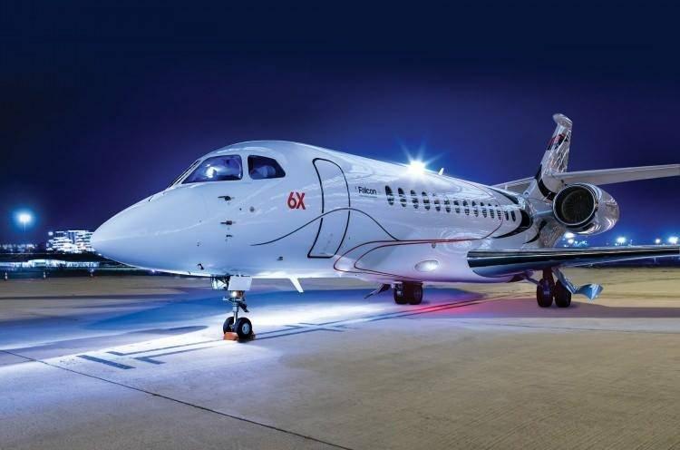 <p><strong>19 yolcu kapasitesi, Rolls-Royce Pearl 700 motorları ve Honeywell kokpit sistemiyle donatılmış olan G700, uzun mesafeli uçuşlarda en üst düzeyde konfor sunuyor.</strong></p>
<p><br />
Fotoğraf: Dassault Falcon 6X</p>