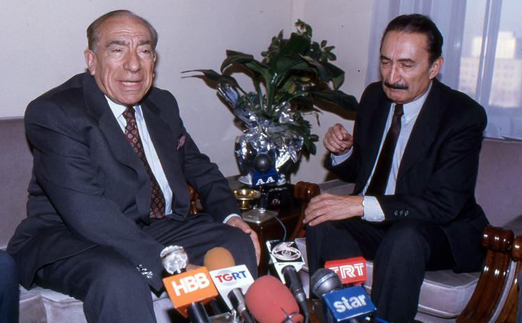 <p>1963 yılında yurda dönen Türkeş, dava arkadaşlarıyla kadro oluşturup partileşmek amacıyla "Huzur ve Yükseliş Derneği"ni kurdu.</p>
<p> </p>
