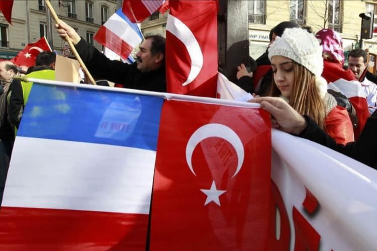 <p><strong>700 BİN</strong></p>

