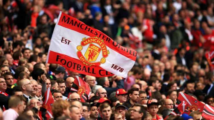 <p>3-Manchester United (İngiltere): 450 milyon</p>