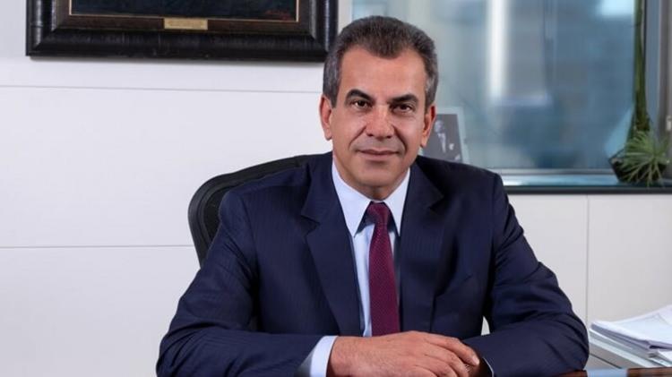 <p><strong><span style="color:#B22222">15) İBRAHIM ERDEMOĞLU - 62 yaşında </span> | 2,1 MİLYAR DOLAR</strong></p>
<p> </p>
<p><strong>Servet Kaynağı: </strong> Erdemoğlu Holding</p>