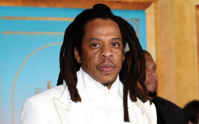 <p><strong>5. JAY Z (ŞARKICI):</strong></p>
<p>Serveti: 2.5 milyar dolar</p>