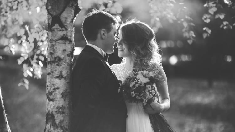 <p><a href="https://www.yasemin.com/aile/haber/3034117-2025-faizsiz-evlilik-kredisi-iste-sartlari-ve-basvuru-ekrani"><span style="color:#0000CD"><strong><em>EVLİLİK KREDİSİ DETAYLARI İÇİN TIKLAYIN</em></strong></span></a></p>
