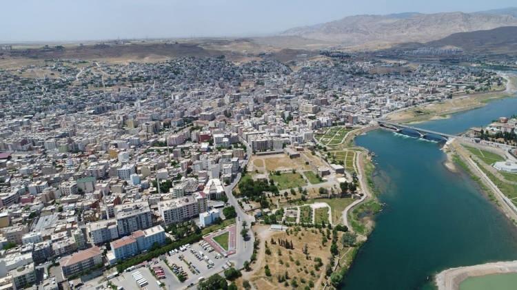 <p><strong>CİZRE (ŞIRNAK):</strong></p>

<p> </p>

<p>NÜFUS 161.135</p>
