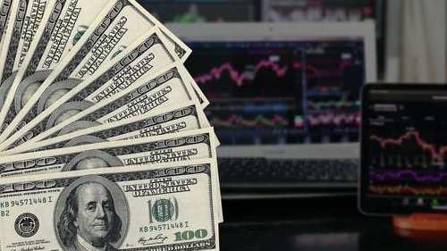 <p>Trump, geçen hafta NBC News'den Kristen Welker'a “Fiyatları artırsalar umurumda olmaz çünkü insanlar Amerikan arabaları almaya başlayacak" dedi. Üstelik ikinci el arabaların da fiyat artışından muaf olmayacağı düşünülüyor.<br />
<br />
<br />
Tarifelerin onarım maliyetlerini artırması muhtemel çünkü birçok parça dış ülkelerden geliyor.</p>

<p> </p>
