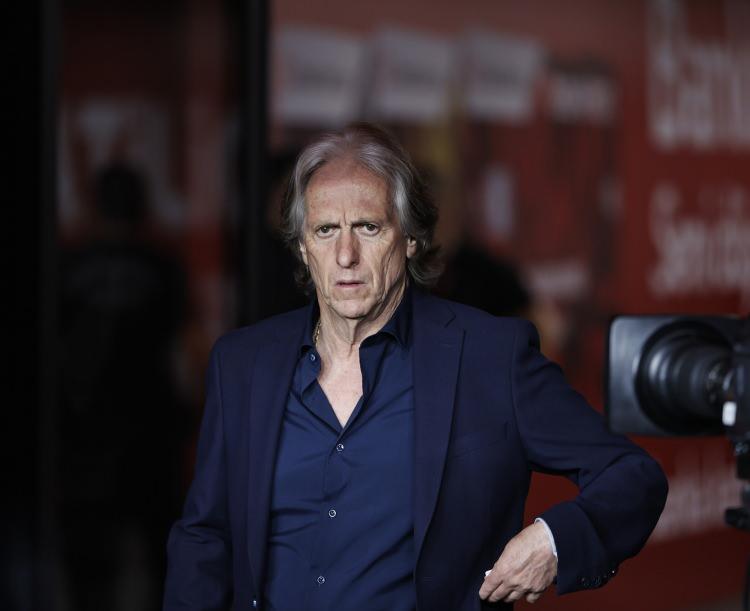 <p>9-Jorge Jesus (Al Hilal): 8,6 milyon sterlin</p>
