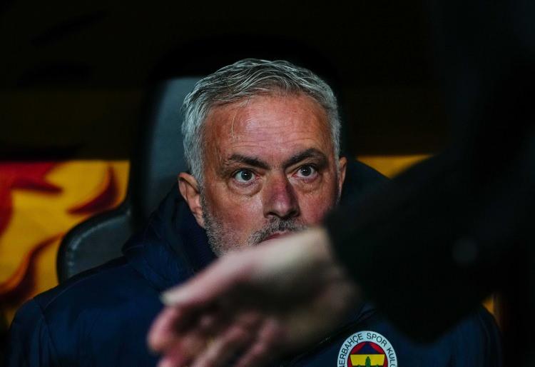 <p>8-Jose Mourinho (Fenerbahçe): 9,2 milyon sterlin</p>
