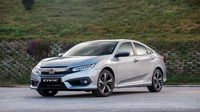 <p><span style="color:#B22222"><strong>Honda Civic Sedan</strong></span></p>
<p> </p>
<p>Rahat sürüşü ve dayanıklılığıyla özellikle 2. el piyasasında çok tercih ediliyor.</p>