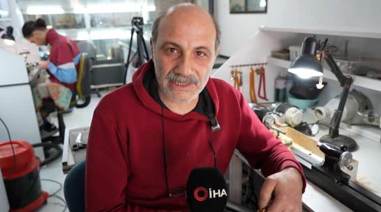 <p>Aydın meyve hakkında,<strong> "Kuka, Brezilya'da yetişen bir ağacın meyvesidir. Bu meyve doğal bir üründür. Bu ağacı tercih etmemin sebebi de doğal ve antibakteriyel olmasıdır." </strong>dedi.</p>