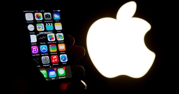 <p>iPhone 16 Pro, Donald Trump'ın yeni gümrük vergilerine göre ABD'de 300 dolar zamlanacak. </p>

<p> </p>

<p>•Parça Listesi ve Maliyetleri (128 GB)</p>

<p> </p>

<p>•İşlemci (Tayvan) – 90.85 dolar</p>

<p> </p>

<p>•Ekran (Güney Kore) – 37.97 dolar</p>

<p> </p>

<p>•Batarya (Çin) – 4.10 dolar</p>

<p> </p>

<p>•5G hücresel modem (Güney Kore) – 26.62 dolar</p>

<p> </p>

<p>•Bellek (ABD) – 21.80 dolar</p>

<p> </p>

<p>•Depolama (Japonya) – 20.59 dolar</p>

<p> </p>

<p>•Kamera (Japonya) – 126.95 dolar</p>

<p> </p>

<p>•Kasa (Çin) – 20.79 dolar</p>

<p> </p>

<p>•Diğer bileşenler – 200.06 dolar</p>
