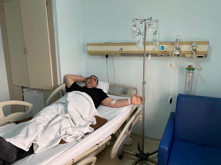 <p>Enfeksiyon hastalıkları bölümünde tedavi altına alınan Dölcel'in karaciğer değerlerinde sıkıntı olduğu öğrenildi.</p>
<p> </p>