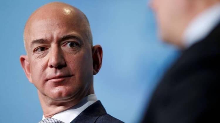 <p><span style="color:#B22222"><strong>3. Jeff Bezos (Amazon kurucusu) </strong></span></p>

<p> </p>

<p> </p>

<p>21 milyar dolar kayıp</p>

<p> </p>
