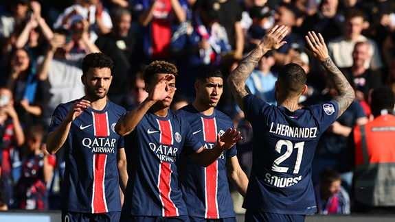 <p>10- PSG (1 sıra geriledi)</p>