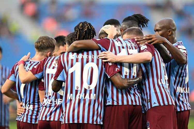 <p><strong>(10) TRABZONSPOR: 49 PUAN</strong></p>