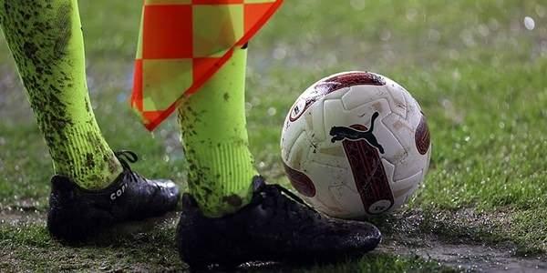 <p>Yapay zekanın tahminine göre Süper Lig'de Adana Demirspor'un ardından küme düşmesi beklenen takımlar; Hatayspor, Sivasspor ve Alanyaspor oldu.</p>
