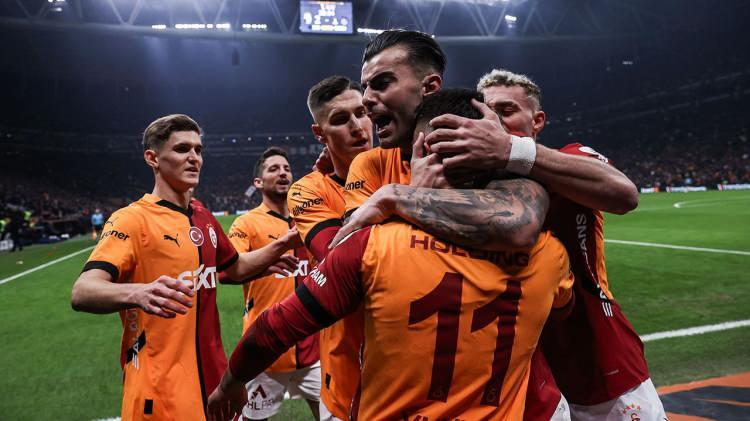 <p>Süper Lig'de şampiyon olması beklenen takım ise 91 puanla Galatasaray olarak belirtildi. Yapay zeka, Sarı-kırmızılı takımın 3 puanlık farkı koruyarak sezon sonunda şampiypnluk ipini göğüsleyeceğini aktardı.</p>
