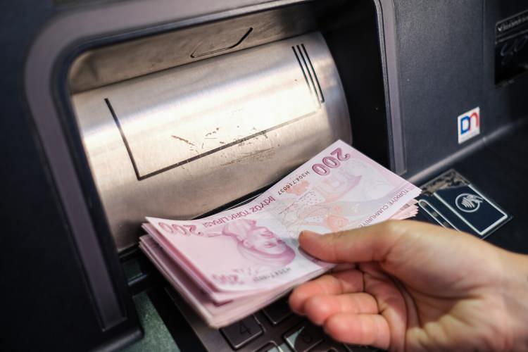 <p>HALKBANK: 10 BİN TL</p>

<p> </p>
