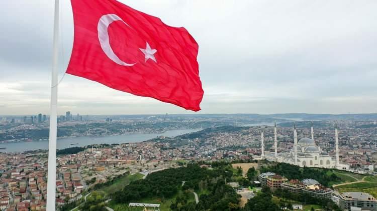 <p><span style="color:#B22222"><strong>TÜRKİYE'DEKİ EN PAHALI OKULLAR İSE BU ŞEKİLDE!</strong></span></p>
