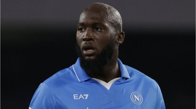 <p>Belçika'nın yıldız golcüsü Romelu Lukaku, babasının izinden gitmeyenlerden.</p>
