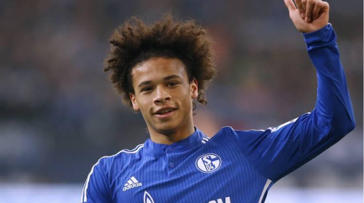 <p>Alman futbolunun önemli isimlerinden Leroy Sane de babasının izinden gitmeyen isimlerden birisi oldu.</p>
