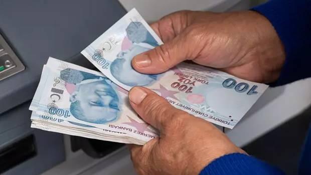 <p>Maaş miktarına göre promosyon ödemeleri: </p>
<p>0 - 9.999 TL arası maaş alanlara 5.000 TL, </p>
<p>10.000 TL - 14.999 TL arası maaş alanlara 8.000 TL, </p>
<p>15.000 TL - 19.999 TL arası maaş alanlara 10.000 TL, </p>
<p>20.000 TL ve üzeri maaş alanlara 12.000 TL nakit promosyon ödenecek.</p>
<p>Bunun yanı sıra, yeni hesap açan ve kampanyaya katılan emeklilere ek avantajlar:</p>