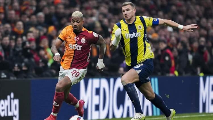 <p>Fenerbahçe ve Galatasaray, 1 Haziran 2024 ile 28 Şubat 2025 arasındaki ilk dokuz aylık dönemde kar elde ettiklerini açıklasalar da bağımsız denetçilerin bir önceki dönemin raporları uyarınca dört kulübün toplam zararı 5,6 milyar lirayı buldu.</p>
