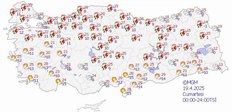 <p><strong>SÜRÜCÜLERE UYARI GELDİ</strong></p>

<p>Trakya ile Kuzey Ege kıyılarında toz taşınımı beklendiğinden ulaşımda aksamalar, görüş mesafesinde düşme, hava kalitesinde azalma, çamur şeklinde yağış gibi yaşanabilecek olumsuzluklara karşı dikkatli ve tedbirli olunması gerekmektedir.</p>
