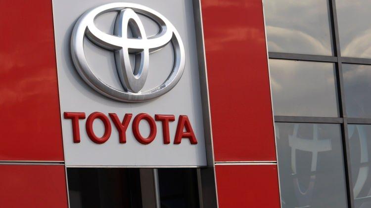 <p><strong><span style="color:#B22222">5) TOYOTA - Japonya </span> | YÜZDE 4.6</strong></p>