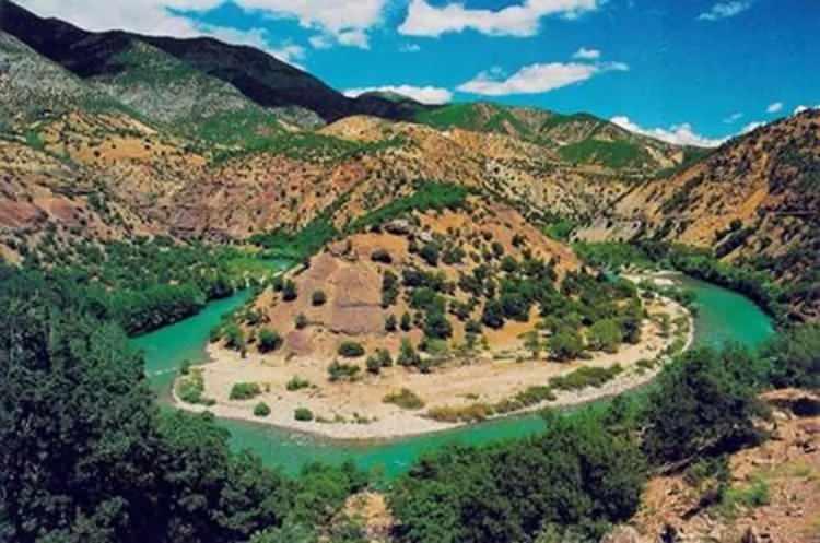 <p>76. TUNCELİ - Munzur Vadisi Milli Parkı</p>

<p>&nbsp;</p>
